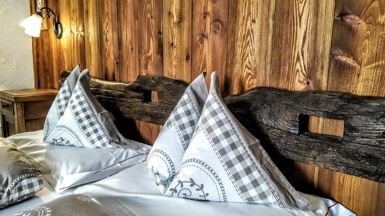 Eco Chalet Maison Dominique Challand-Saint-Anselme Екстериор снимка