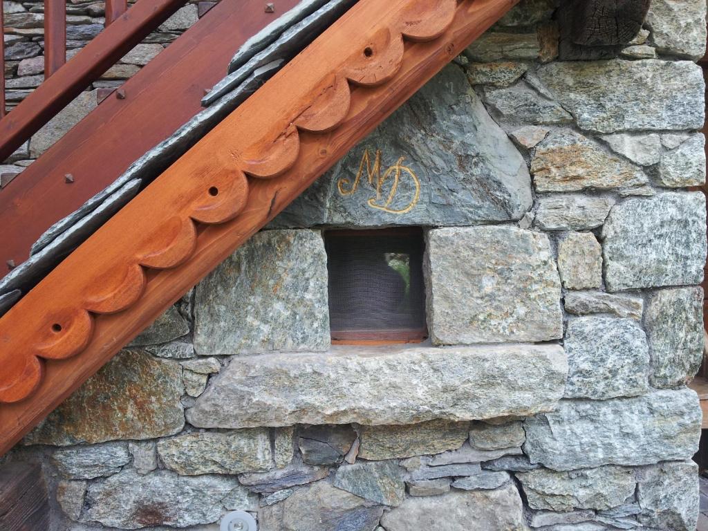 Eco Chalet Maison Dominique Challand-Saint-Anselme Екстериор снимка