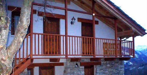 Eco Chalet Maison Dominique Challand-Saint-Anselme Екстериор снимка